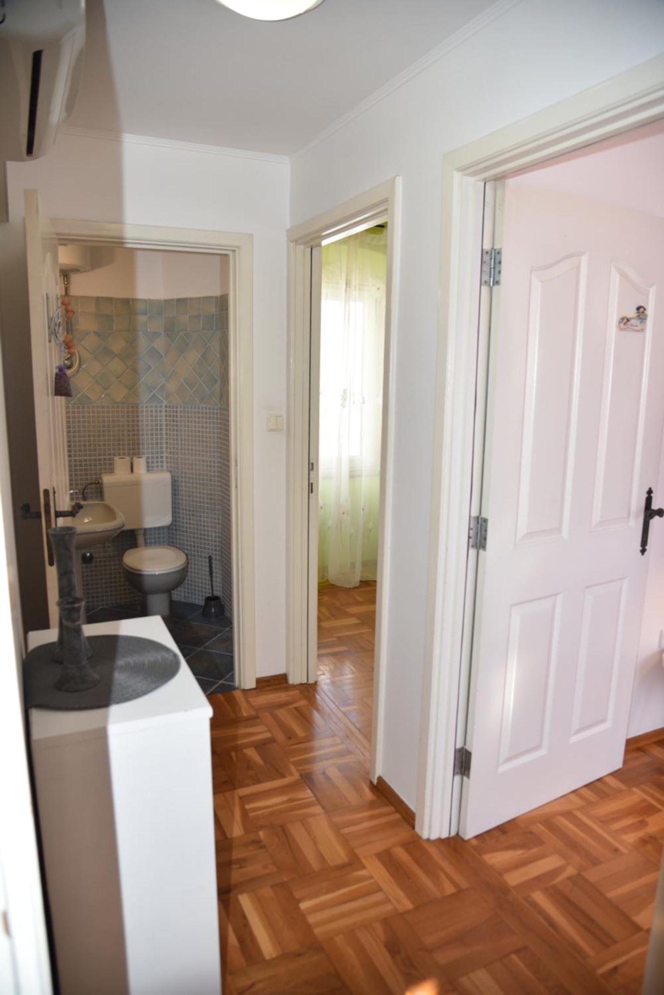 House Justina Villa *