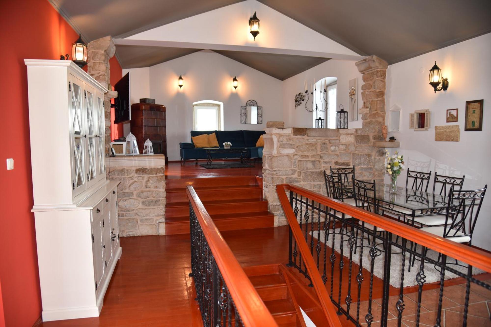 House Justina Villa