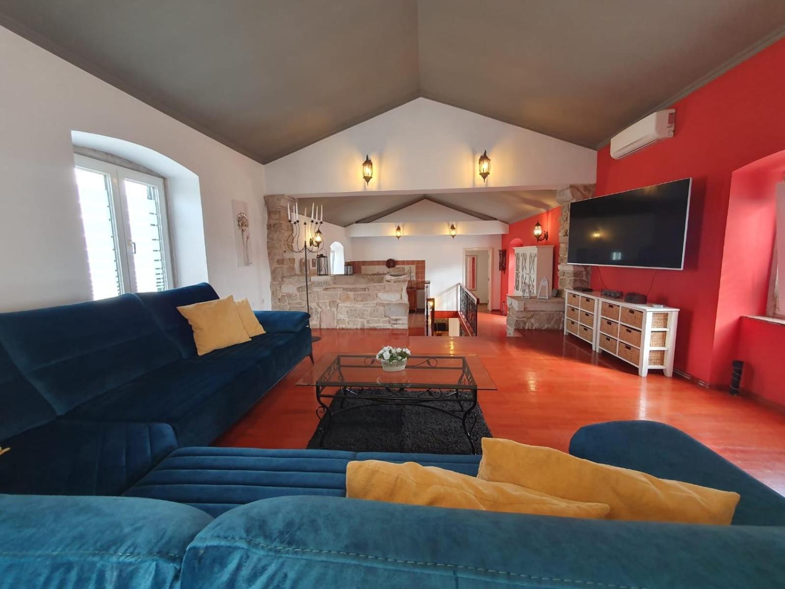 House Justina Villa
